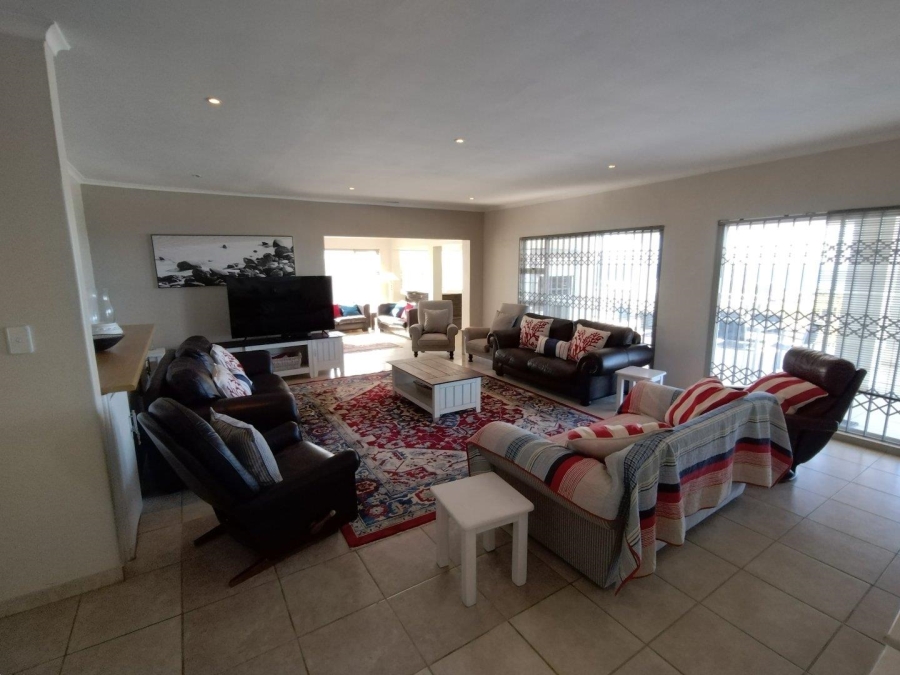 9 Bedroom Property for Sale in Ferreira Town Eastern Cape